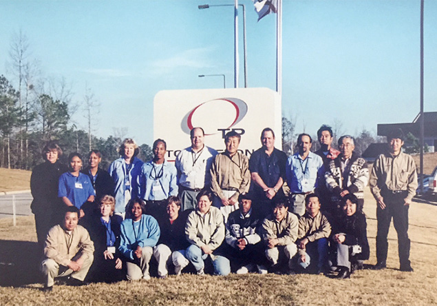 Group photo at the time of the establishment of the Alabama plant