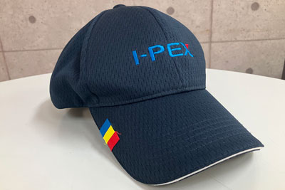 After being certified in line education for each specific hazard zone, employees receive colored ribbons corresponding to the training received. Only employees wearing a hat with the specific-colored ribbon are allowed to enter and work in the corresponding hazard zone.