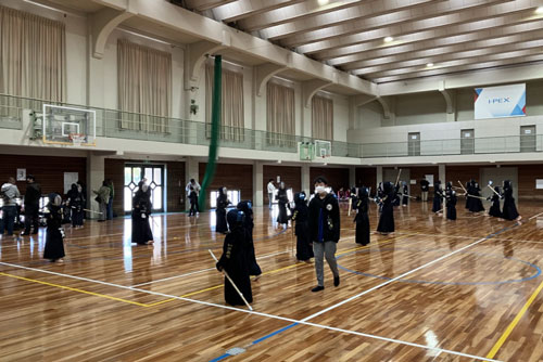 The kendo tournament with six dojos from Fukuoka Prefecture, organized by I-PEX kendo club