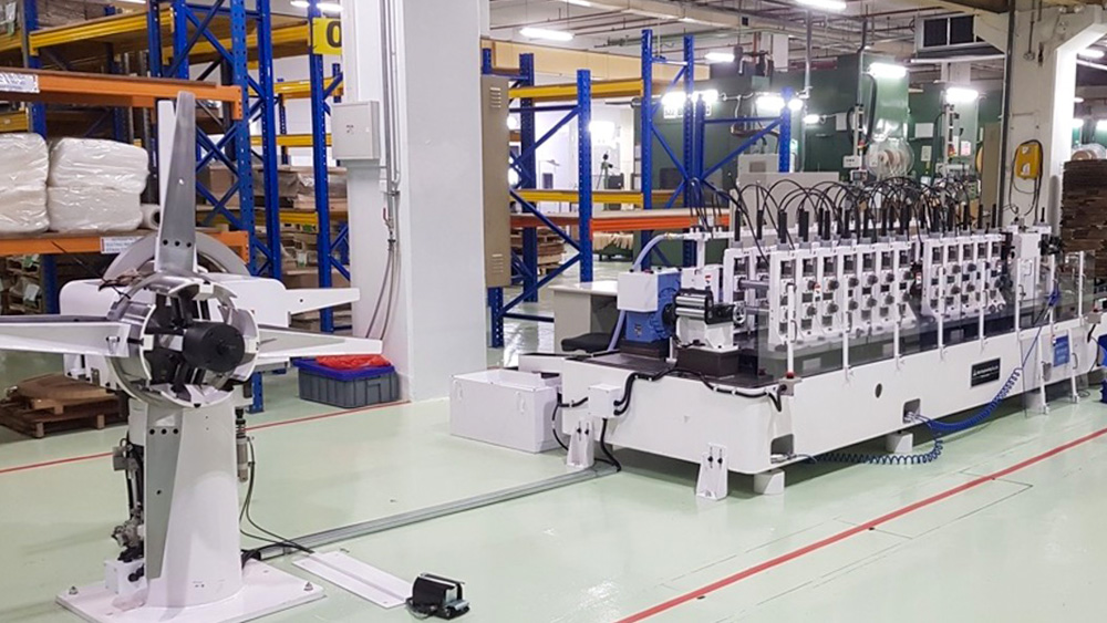 Roll Forming Machine